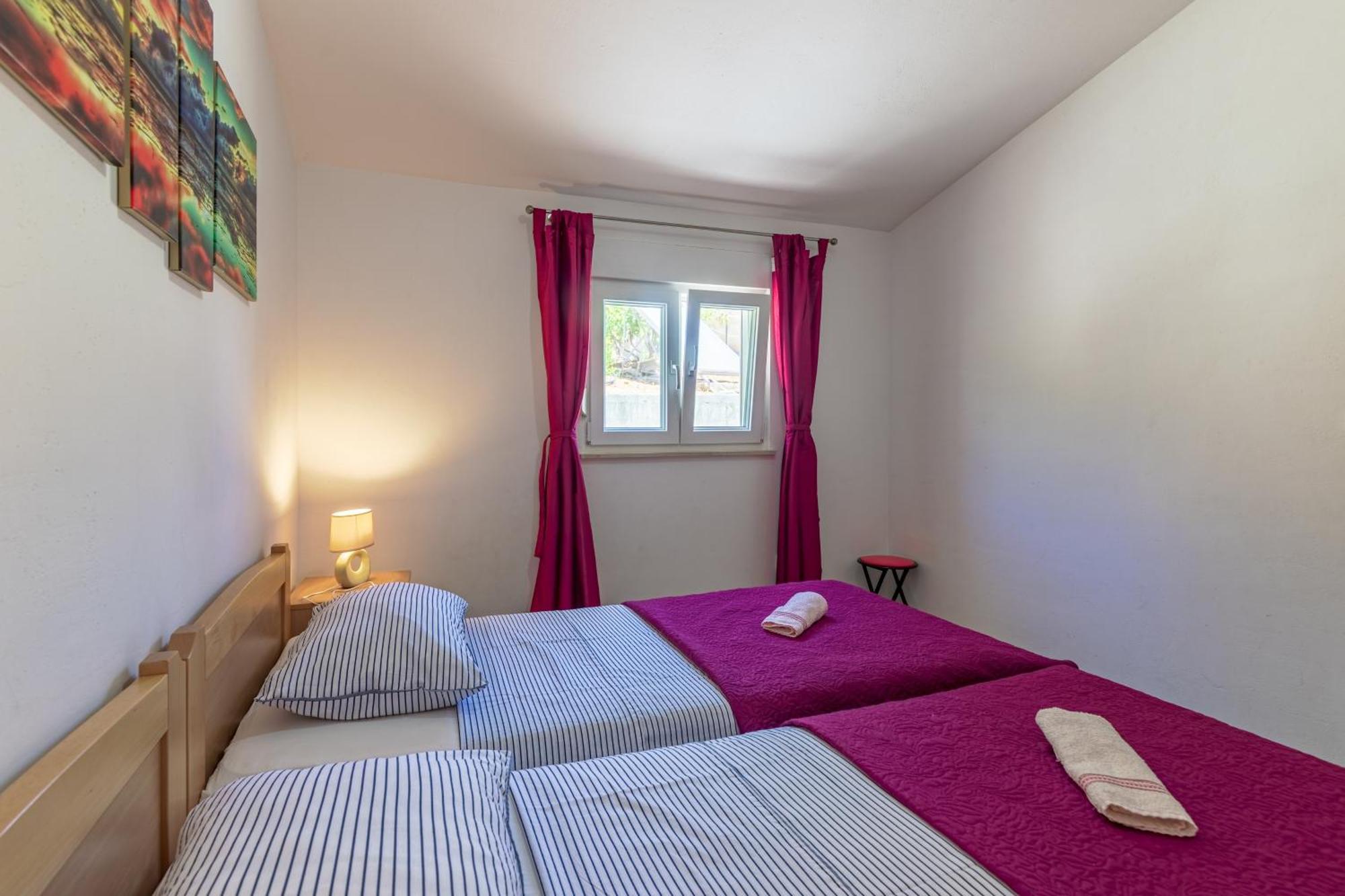 Gdinj Seaside Secluded Apartments Cove Torac, Hvar - 575 חדר תמונה