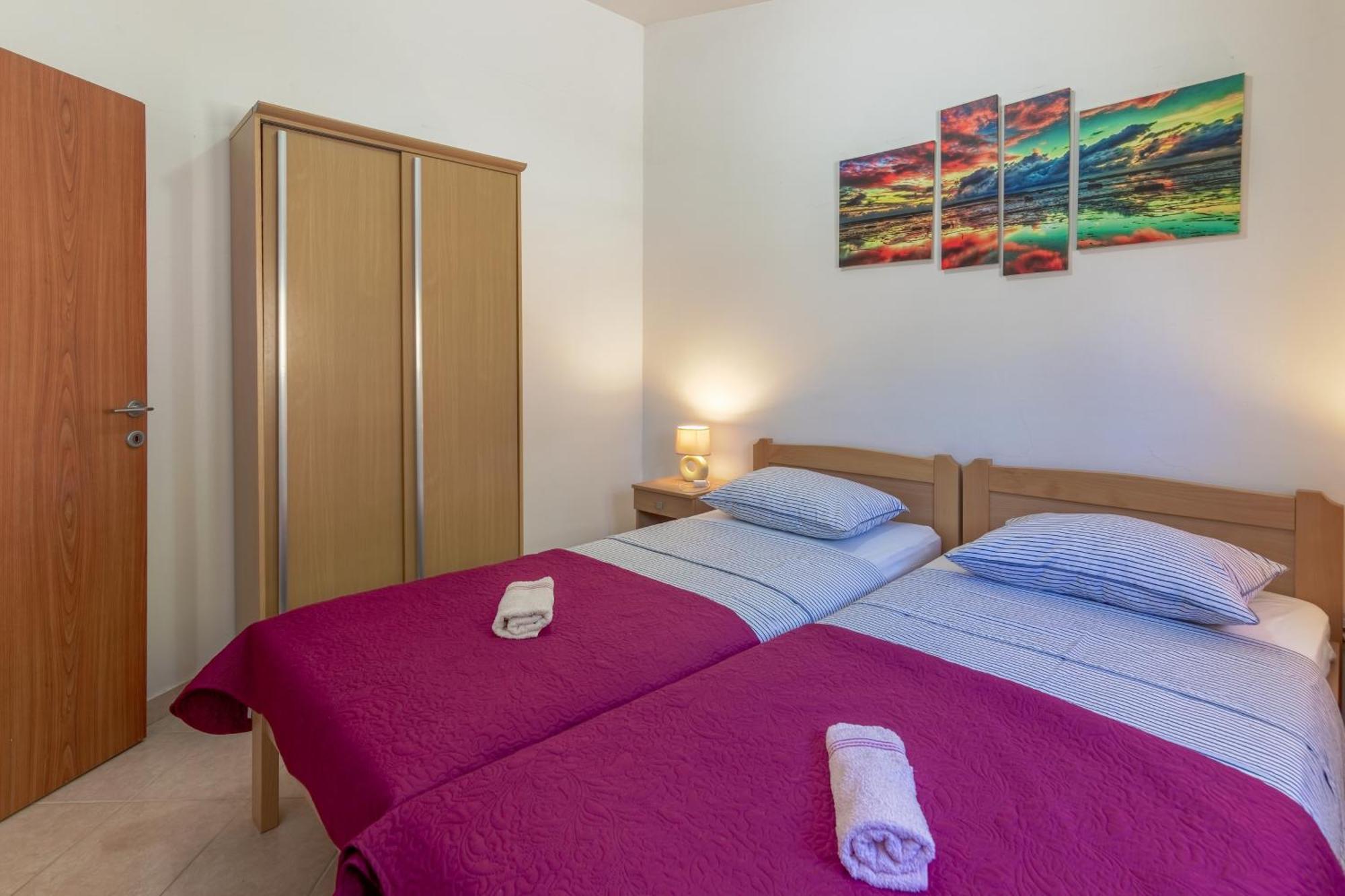 Gdinj Seaside Secluded Apartments Cove Torac, Hvar - 575 חדר תמונה